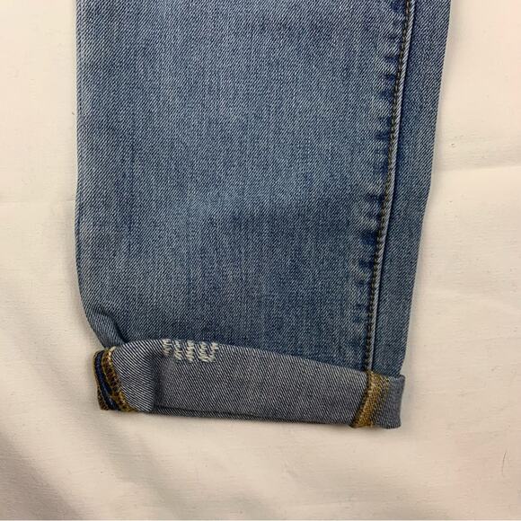 GAP womens size 8 29 Blue Boyfriend fit crop Jeans light wash new distressed - Picture 9 of 13